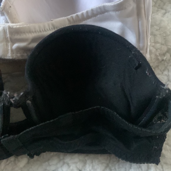 Bundle 4 used bras. 1 strap 3 strapless - Picture 10 of 10